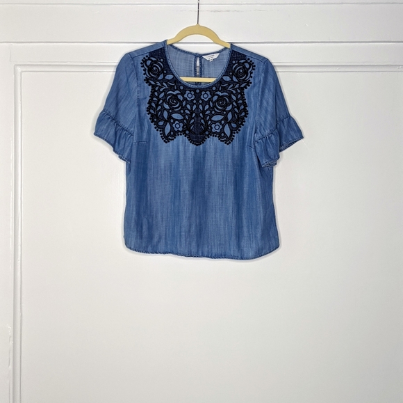 Crown and Ivy Chambray Lace Embroidered Top - Picture 2 of 5